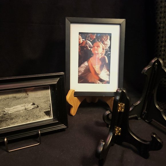 Picture Frame Stands - Group of 4 - Picture 1 of 12
